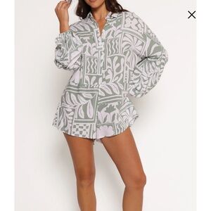 NWT Petal + Pup Tansy Long Sleeve Romper Women’s Size S Sage Green Tie Waist